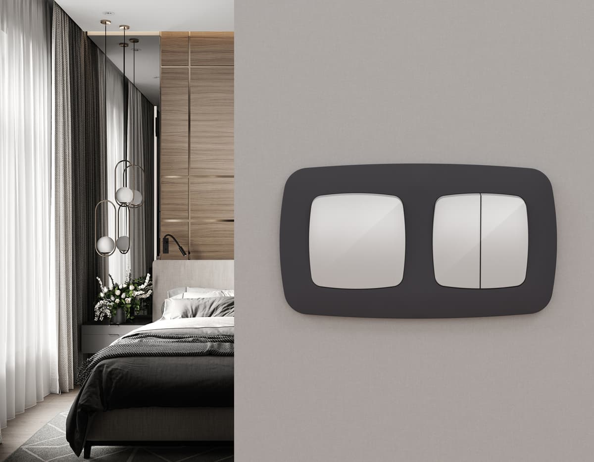 Комплект механизма 1-кл проходного выключателя OMEGA Серебро глянец QUANT (OP4010, VM105)